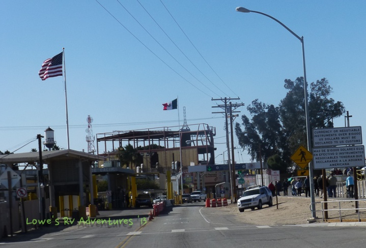 Mexican Border, no officers here, note the tourists on the right side.